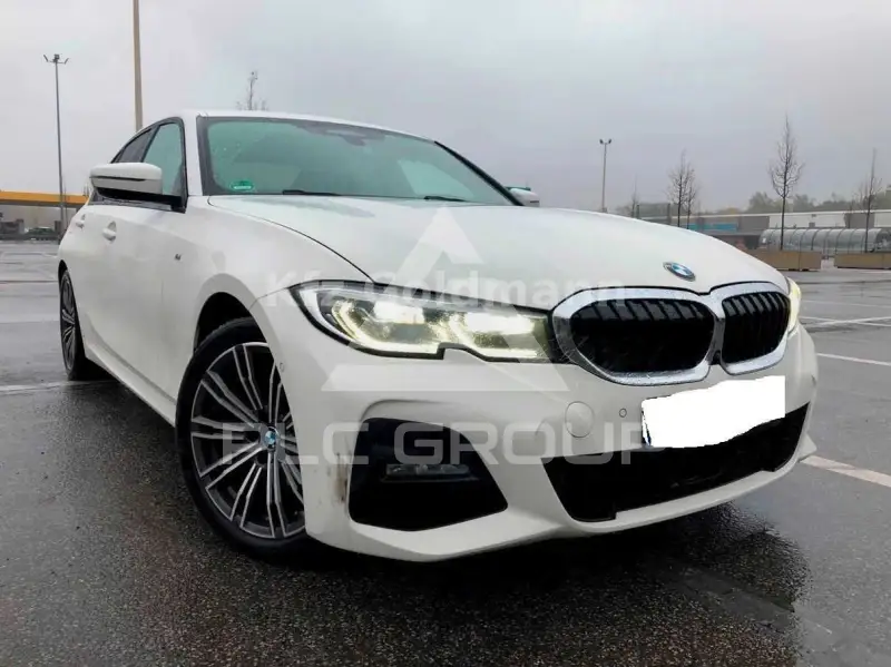 2019 BMW 320
