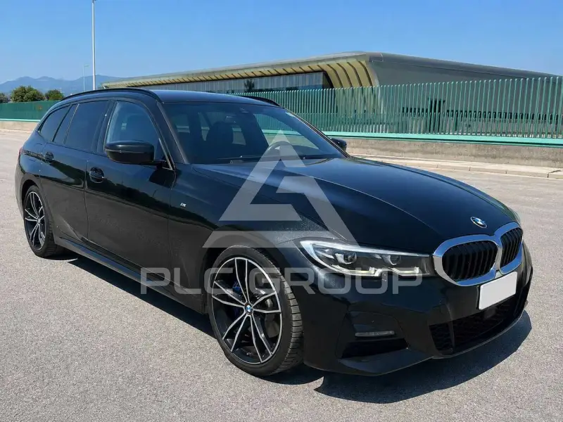 2019 BMW 320