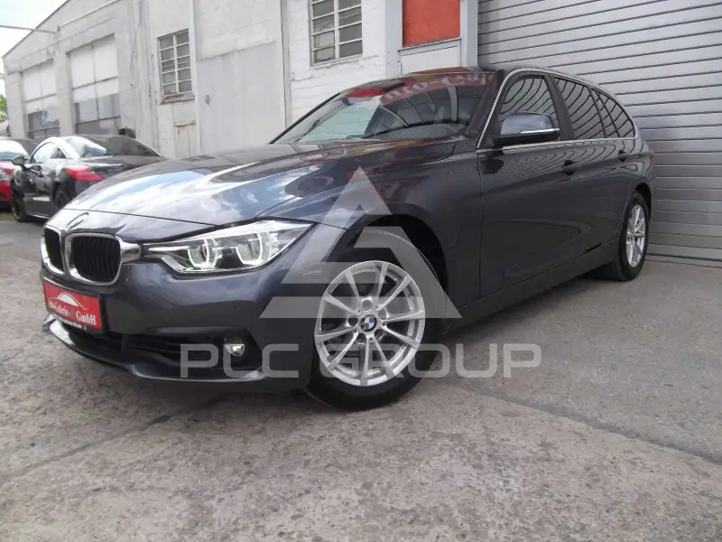 2019 BMW 320