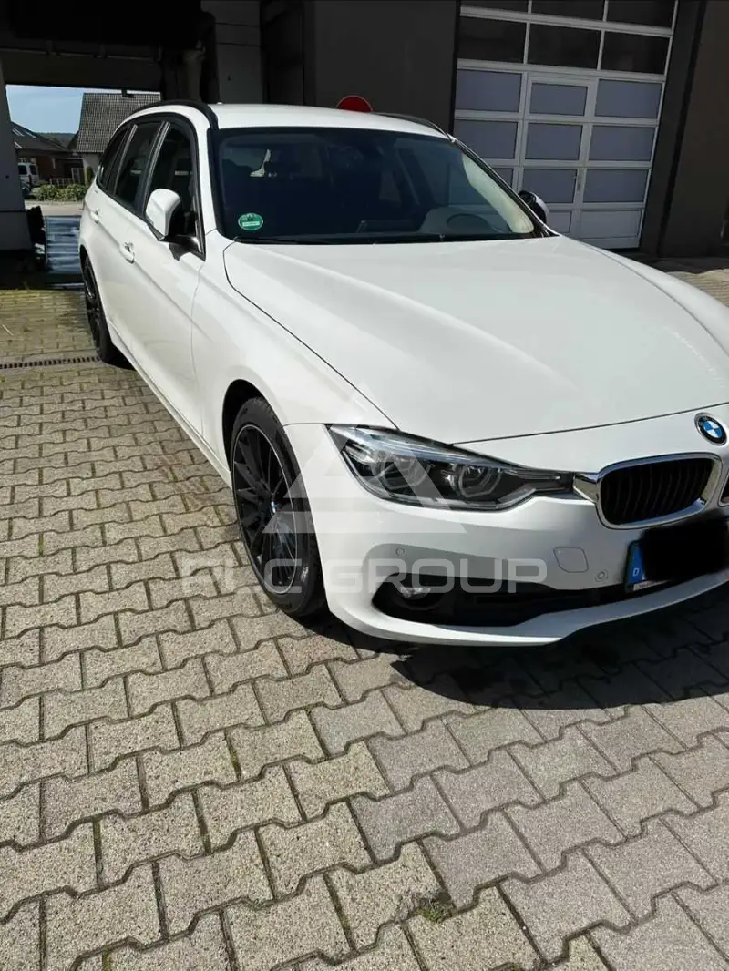 2019 BMW 320