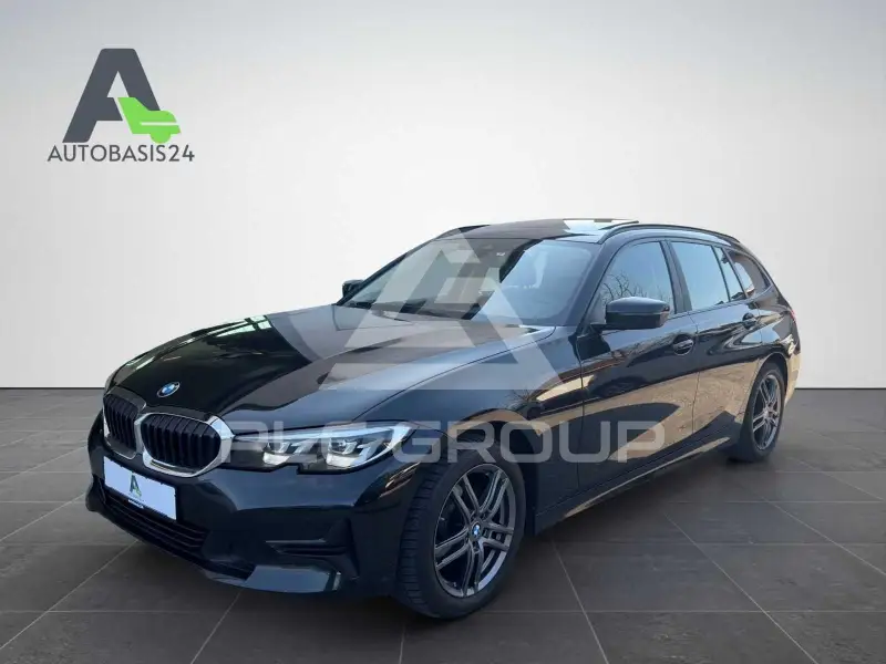 2019 BMW 320