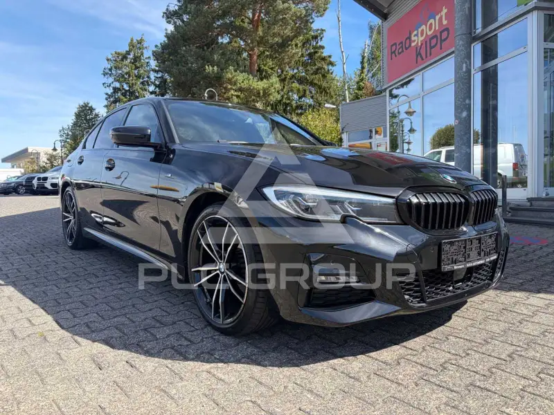2019 BMW 320