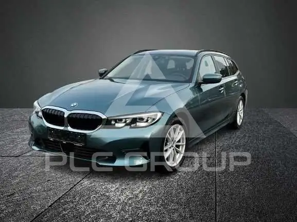 2019 BMW 320