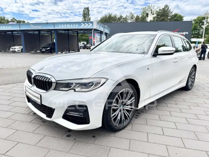 2019 BMW 320