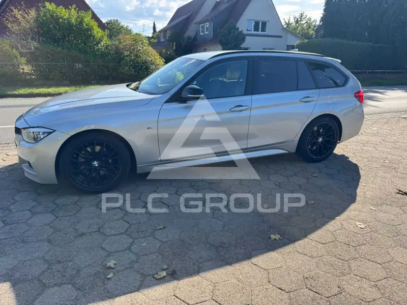 2019 BMW 320