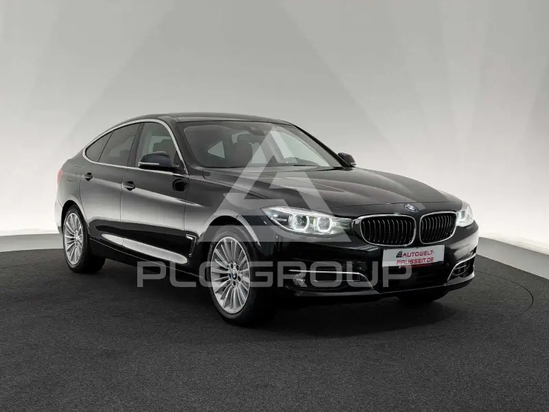 2019 BMW 320