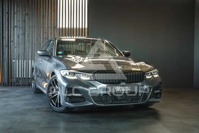 2019 BMW 330