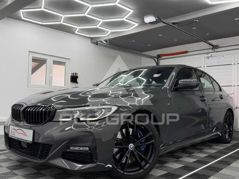 2019 BMW 330