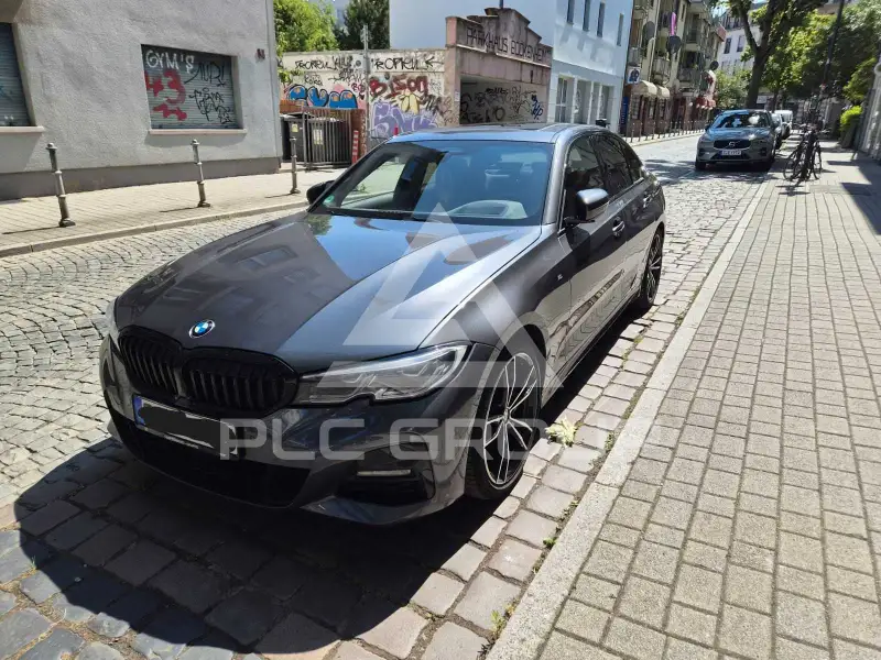 2019 BMW 330