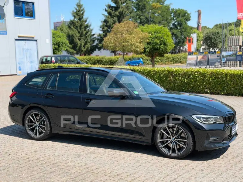 2019 BMW 330