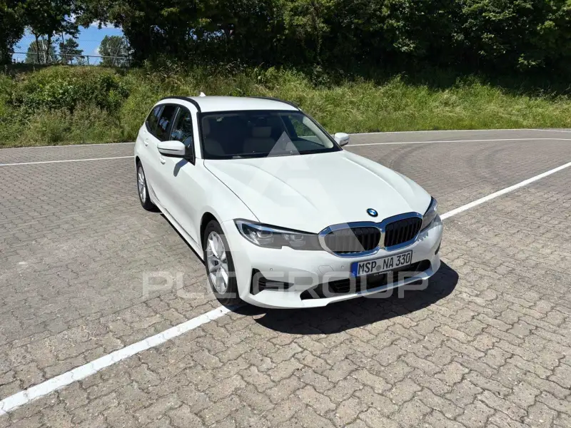 2019 BMW 330