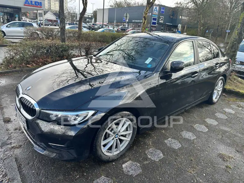 2019 BMW 330