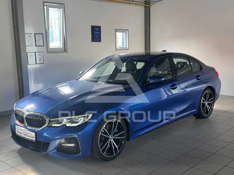 2019 BMW 330
