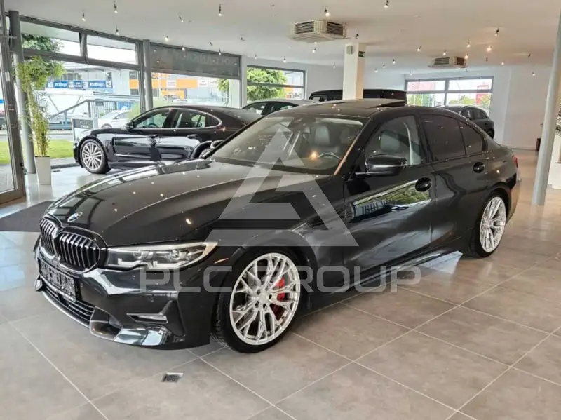 2019 BMW 330