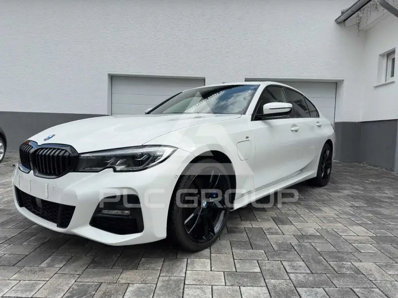 2019 BMW 330