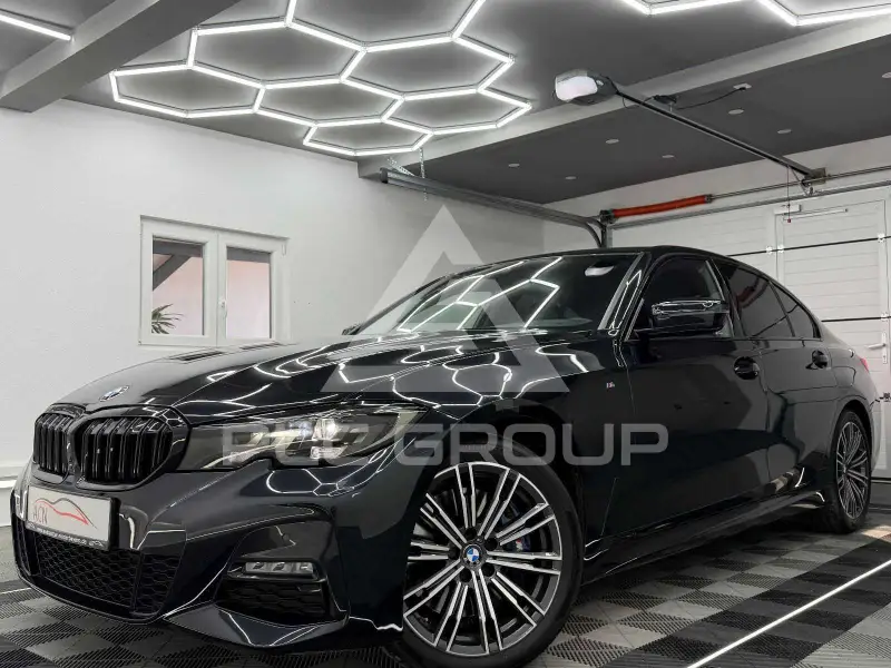 2019 BMW 330