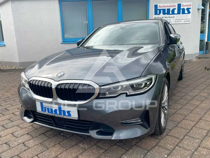2019 BMW 330