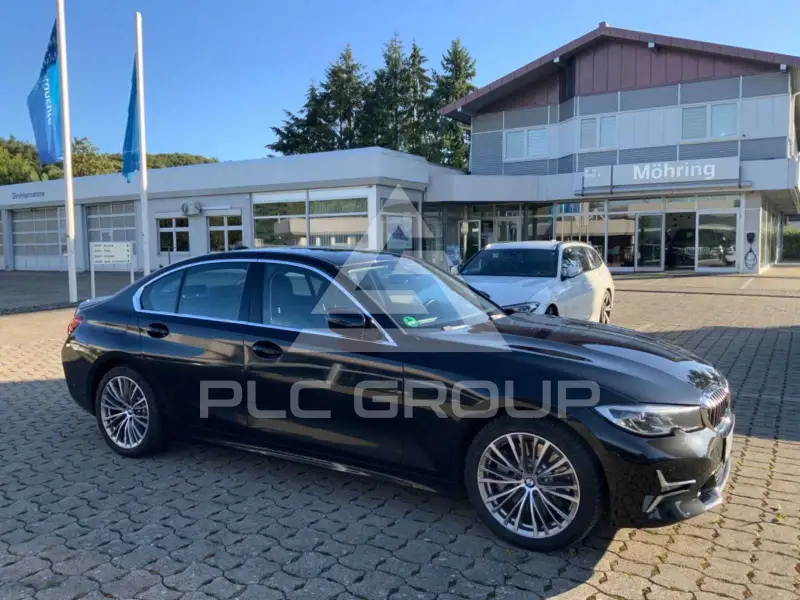 2019 BMW 330