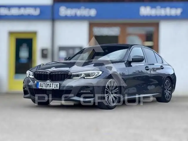 2019 BMW 330