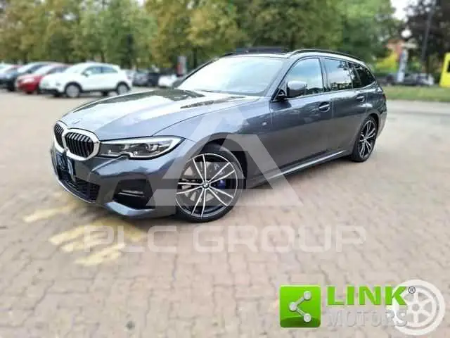 2019 BMW 330