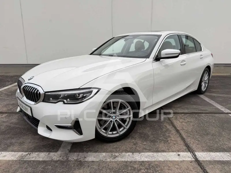 2019 BMW 330