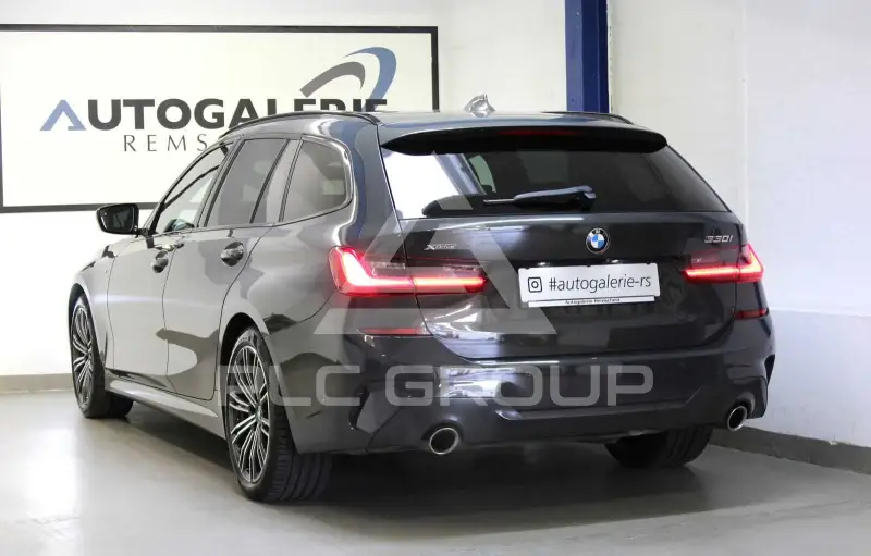 2019 BMW 330