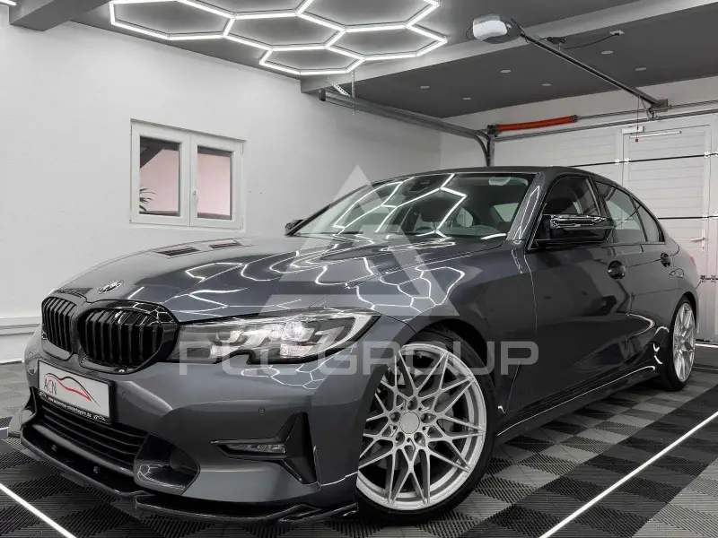 2019 BMW 330