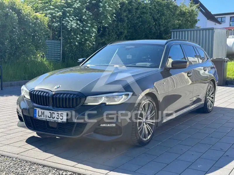 2019 BMW 330