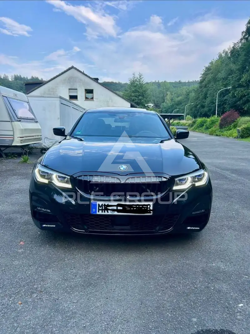 2019 BMW 330