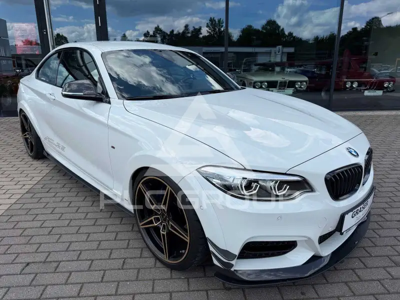 2019 BMW M2