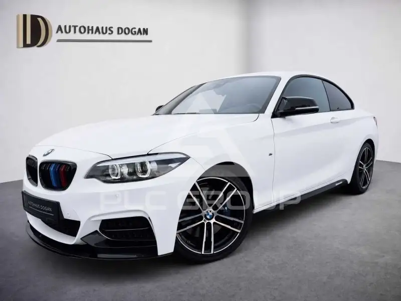 2019 BMW M2