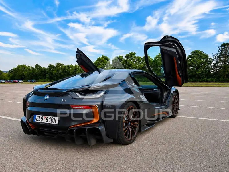 2019 BMW I8