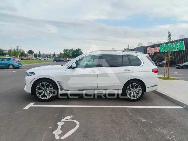 2019 BMW X7