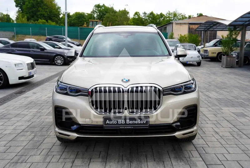 2019 BMW X7
