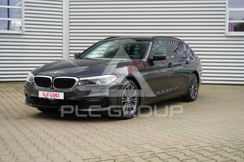 2019 BMW 520