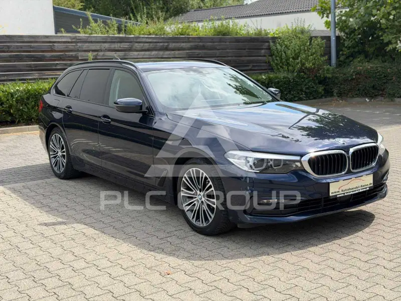2019 BMW 520