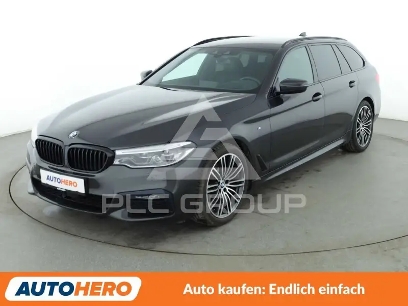 2019 BMW 520