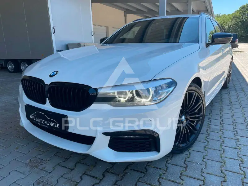 2019 BMW 520