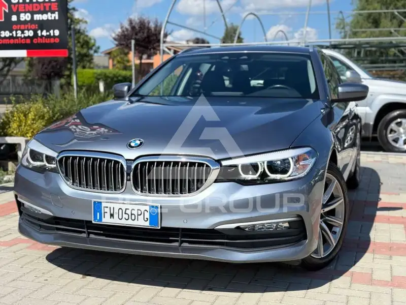 2019 BMW 520