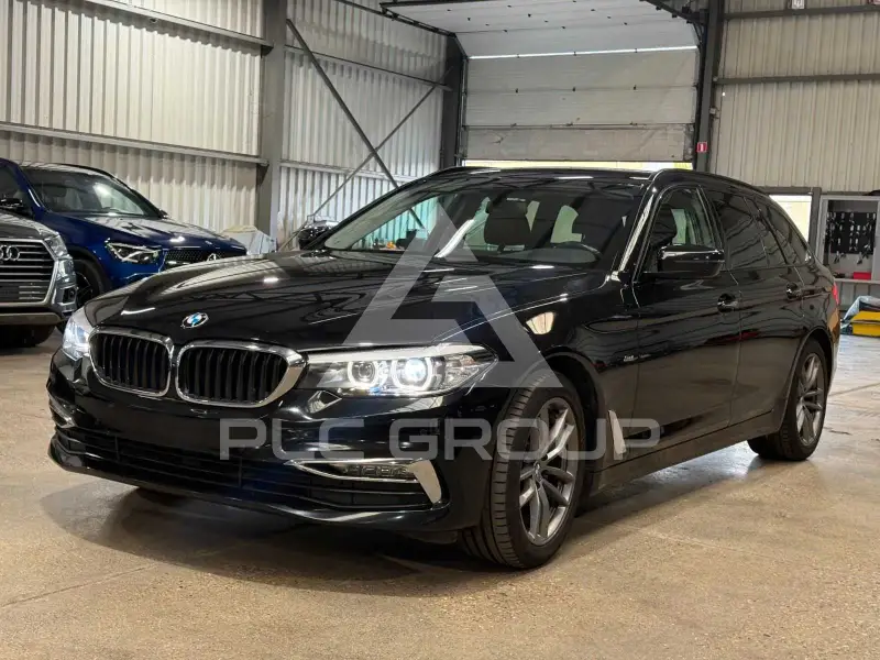 2019 BMW 520