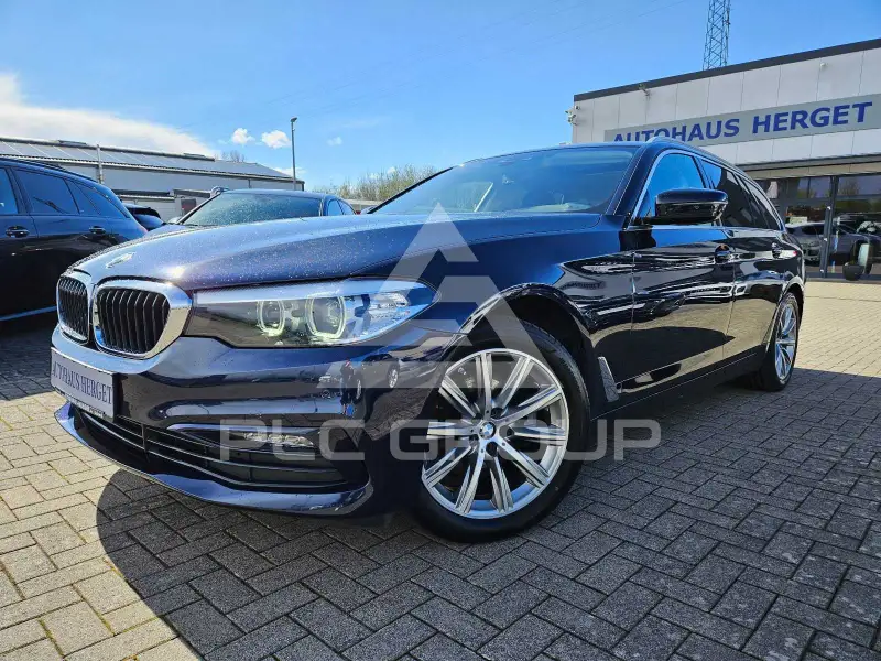 2019 BMW 520