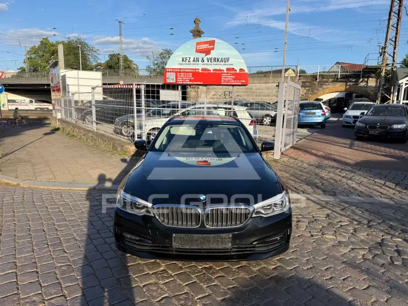2019 BMW 520