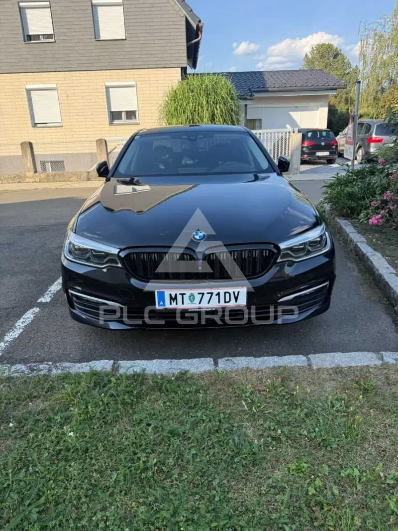 2019 BMW 520