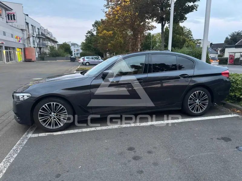 2019 BMW 520