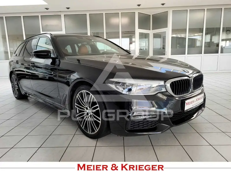 2019 BMW 520