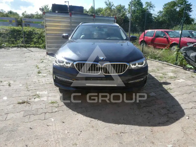 2019 BMW 520