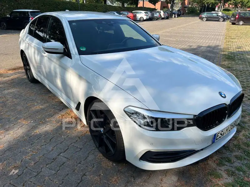 2019 BMW 520