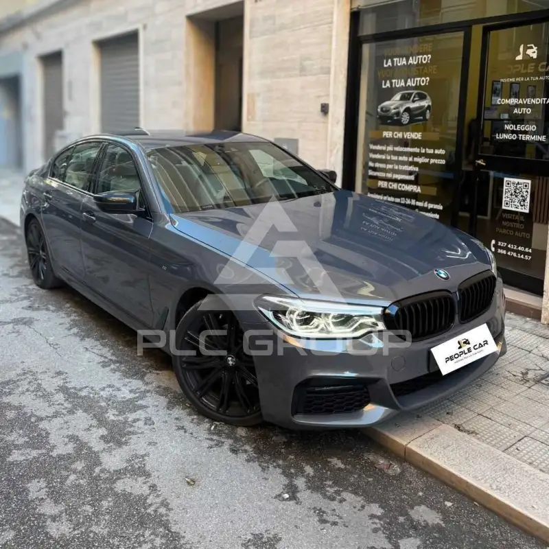 2019 BMW 520