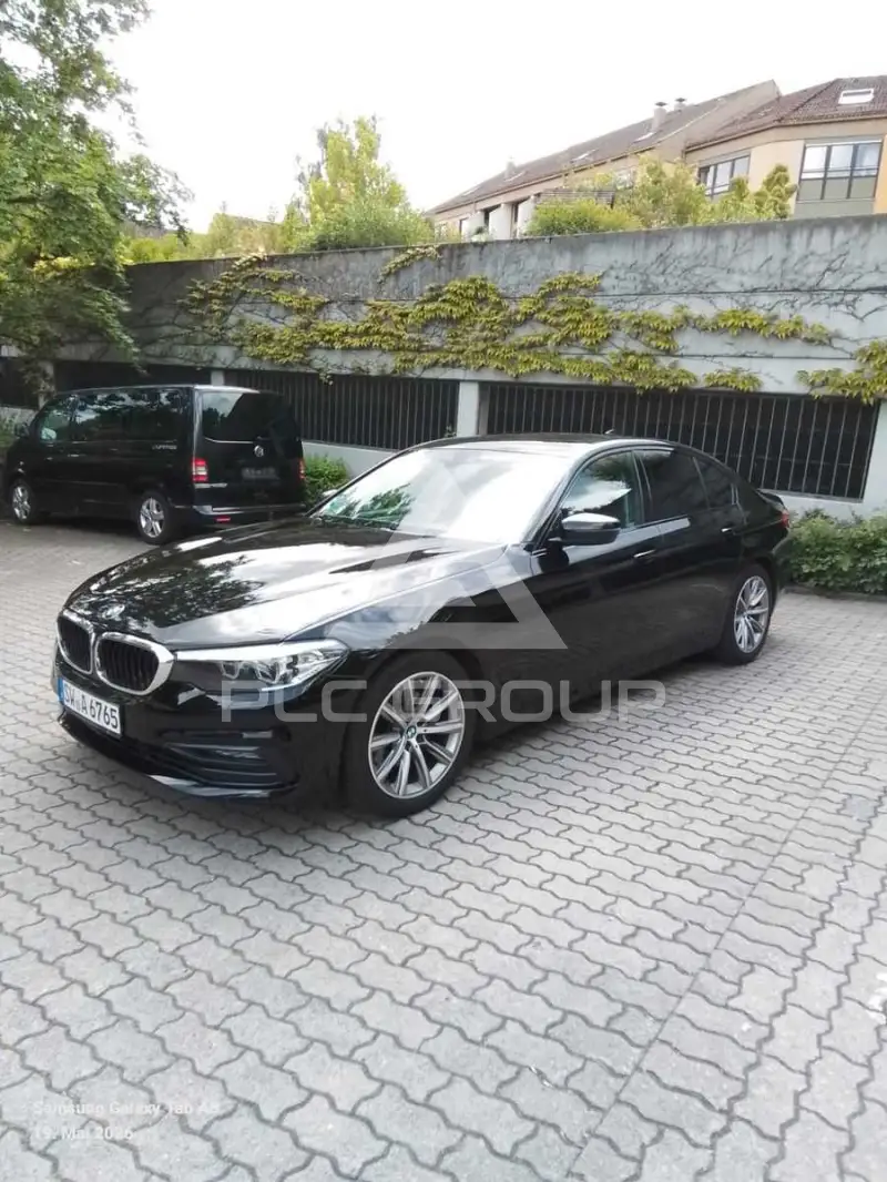 2019 BMW 520