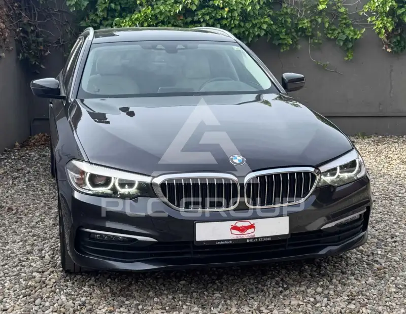 2019 BMW 520